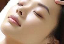 FACE MASSAGE